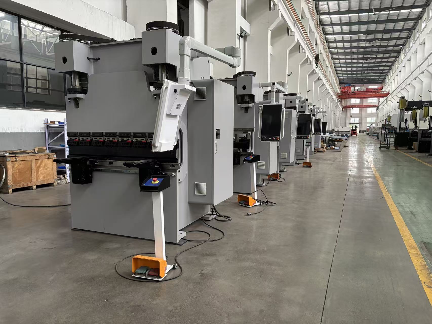 Τελευταία εταιρικά blogs για What Press Brake Tooling Should You Choose for Stainless Steel, Carbon Steel and Aluminum Bending?