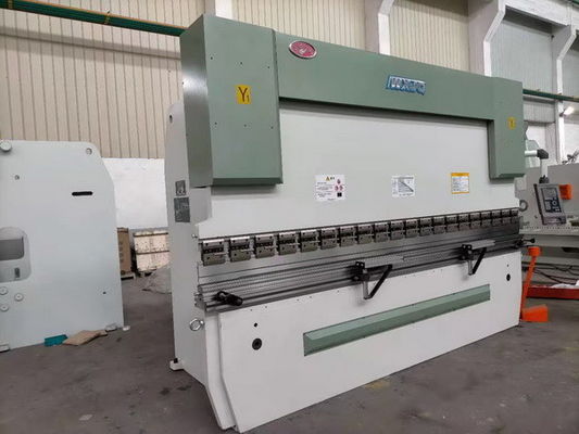 125T Δύναμη CNC Υδραυλικό Φρένο Τύπου WE67K125/3200 Για Κατασκευή Μεταλλικών