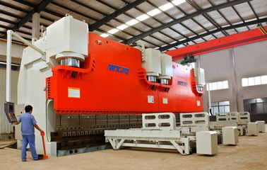 Αγορά Ηλεκτρικό 380V / 50hz βαρύ στύλο στύλου συγχρονισμένη κάμψη CNC Τανδημικό φρένο πίεσης online manufacture