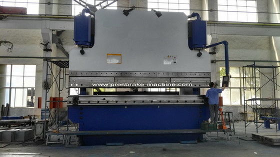 Αγορά WE67K-1000T CNC Hydraulic Press Brake Machine Bend 20mm Sheet With Standrad Tooling online manufacture