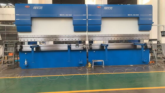 αγορά Τεχνικό φρένο CNC Tandem με ύψος τραπεζιού 800 mm έως 1200 mm 500-1000 mm Πεδίο οπισθοδρόμησης και βάθος λαιμού 200 mm έως 1600 mm online manufacture