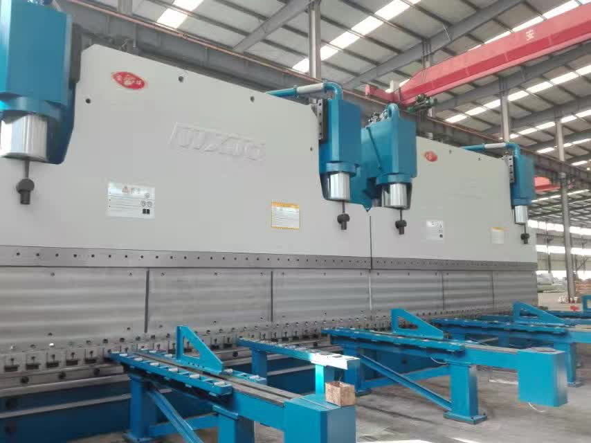 Αυτόματο 1300T CNC Tandem Υδραυλικό Φρένο Τύπου 415V/50Hz Διάστημα κάμψης 20 μέτρα