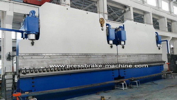 Μεγάλη ταχύτητα 1500 τόνων CNC Tandem Press Brake Machine 400mm Στροφή 300mm Άνοιγμα ύψος