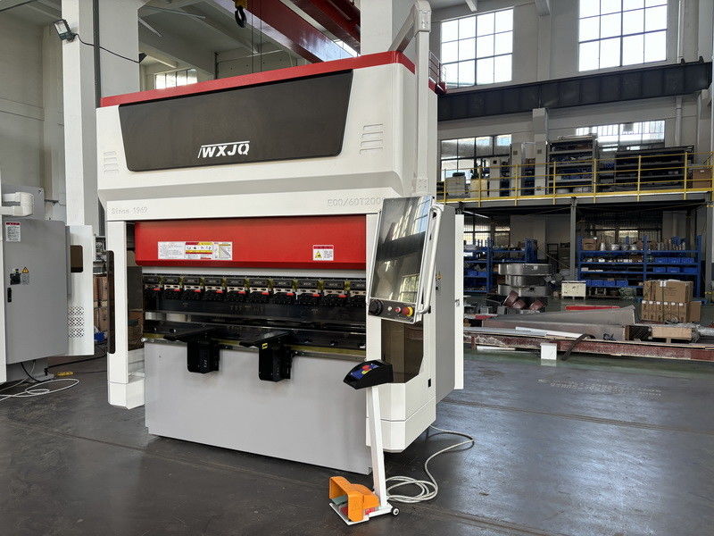 New Type 60T CNC Servo Press Brake 2m Length Worktable bend 2.5mm stainless steel