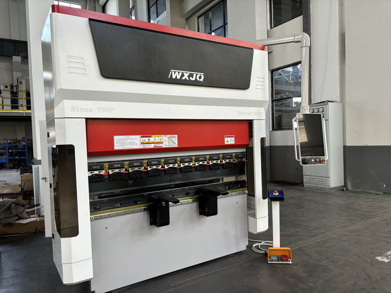 New Type 60T CNC Servo Press Brake 2m Length Worktable bend 2.5mm stainless steel