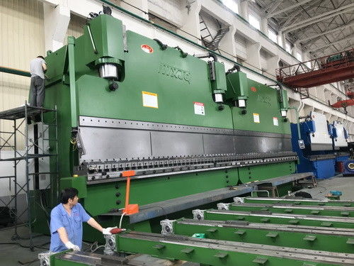 1200 τόνους LVD CNC Tandem Press Brake Machine 100- 3000 τόνους Μέγεθος τραπεζιού 2 - 12m