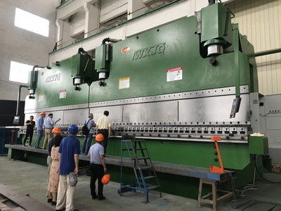 1200 τόνους LVD CNC Tandem Press Brake Machine 100- 3000 τόνους Μέγεθος τραπεζιού 2 - 12m